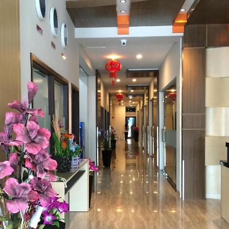 Hotel D' Calia Tarakan Exterior foto