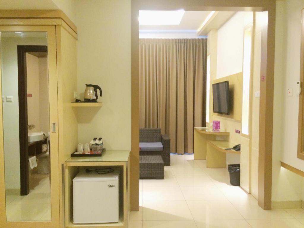 Hotel D' Calia Tarakan Exterior foto