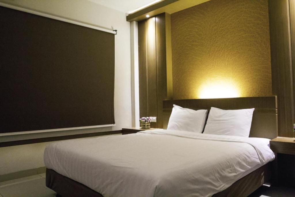 Hotel D' Calia Tarakan Exterior foto